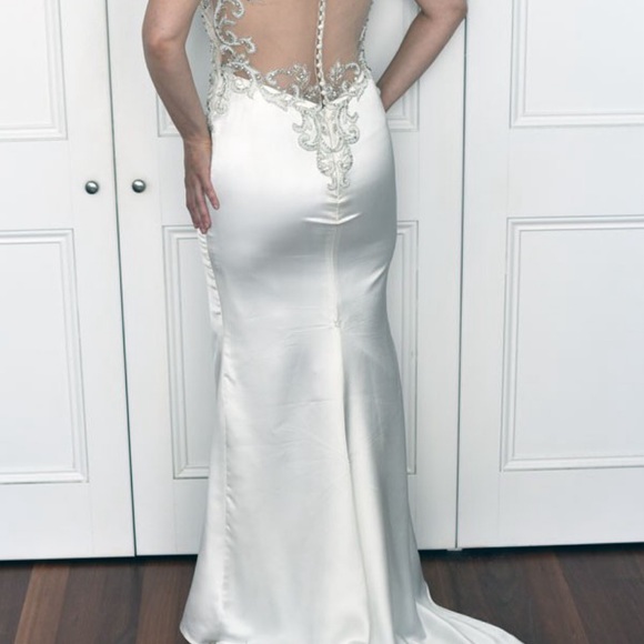 2018 Dimitrios 612 Wedding dress. Ivory. Size 6 - Picture 5 of 8